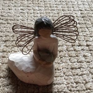 Angel figurine